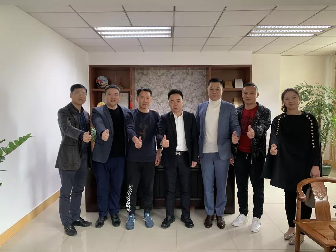 歲末走訪送祝福 商會服務(wù)暖企心——航城商會1月份輪值會長第4次率隊走訪會員企業(yè)